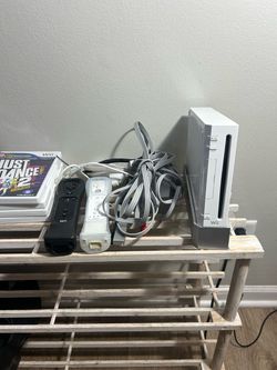 Nintendo Wii console W/ Games