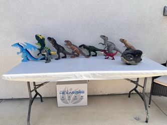 Dinosaur toys 19 to 22 inches