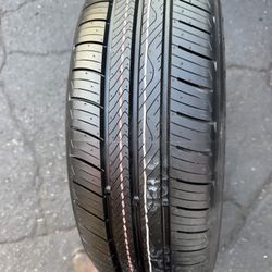 I Have 1 Tire 195-60-17 Toyo Extensa A/S 99% Tread Life For $85 Mounted And Balanced 