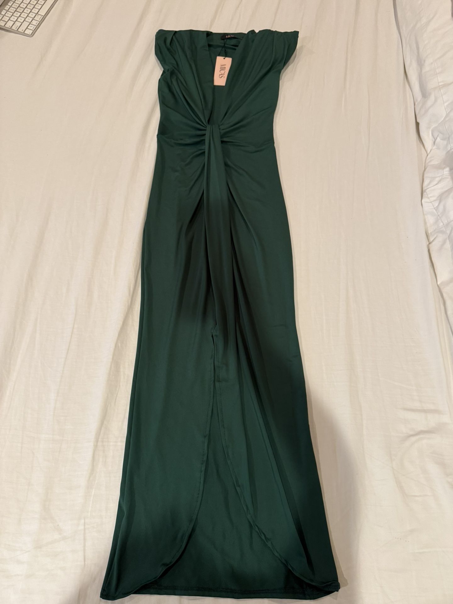 Micas Dress Size Small