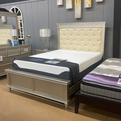 Queen Bed Set 4pc (no mattress included)