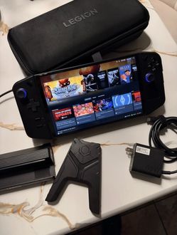 Lenovo Legion Go 8.8" AMD Ryzen Z1 Extreme 16GB RAM 512GB Bazzite (Steam Os Mod)