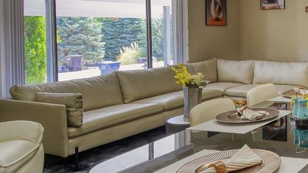 Large Beige Sectional Sofa / Couch with Chaise – Great Condition