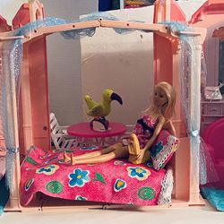 Barbies Perfect Vacation Hotel Room For The Perfect Vacation 