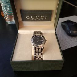 Gucci 5500M Series Watch