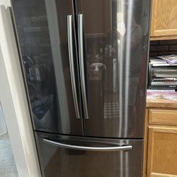 NEW!! Samsung Refrigerator 