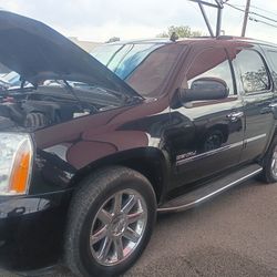 2011 GMC Yukon Denali
