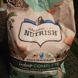 Tons Of Cat Food 🐈 😻 🐈‍⬛️ 