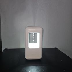 Mini Anti-Gravity Humidifier - Cool Mist Ultrasonic - Water Drop Effect - White