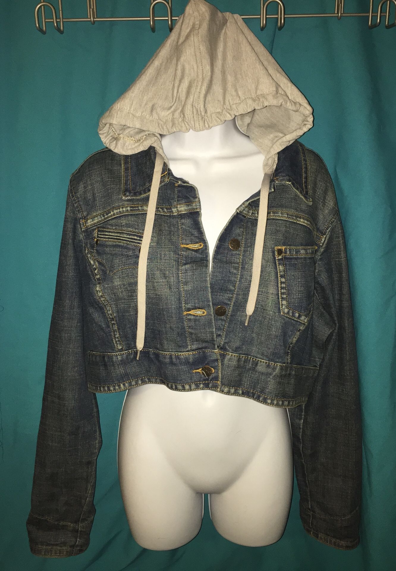 Younique New Plus Size 2X Jean Jacket w/ Detachable Hood Denim Hoodie Crop Top XXL