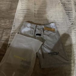Essential Shorts Grey Small