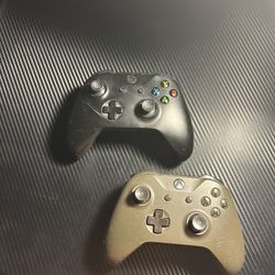 Xbox Controllers 