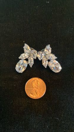 Super sparkly  crystal & silver pierced earrings