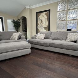 Gallery furniture Couch And Love Seat