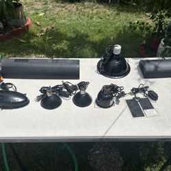 Reptile lights/ reptile heat lamps / reptile uvb lamps / reptile heat lamp bundle