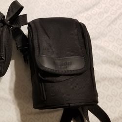 Nikon CL-M3 Lens Bag 
