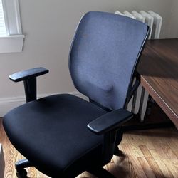 Office Chair Big Basic—50$—Medford