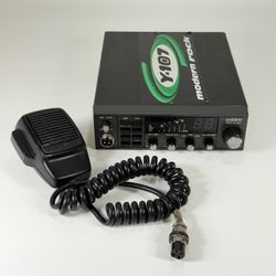 Vintage Uniden Pro 640e 40-CH AM / SSB Mobile CB Radio with Mic - Works