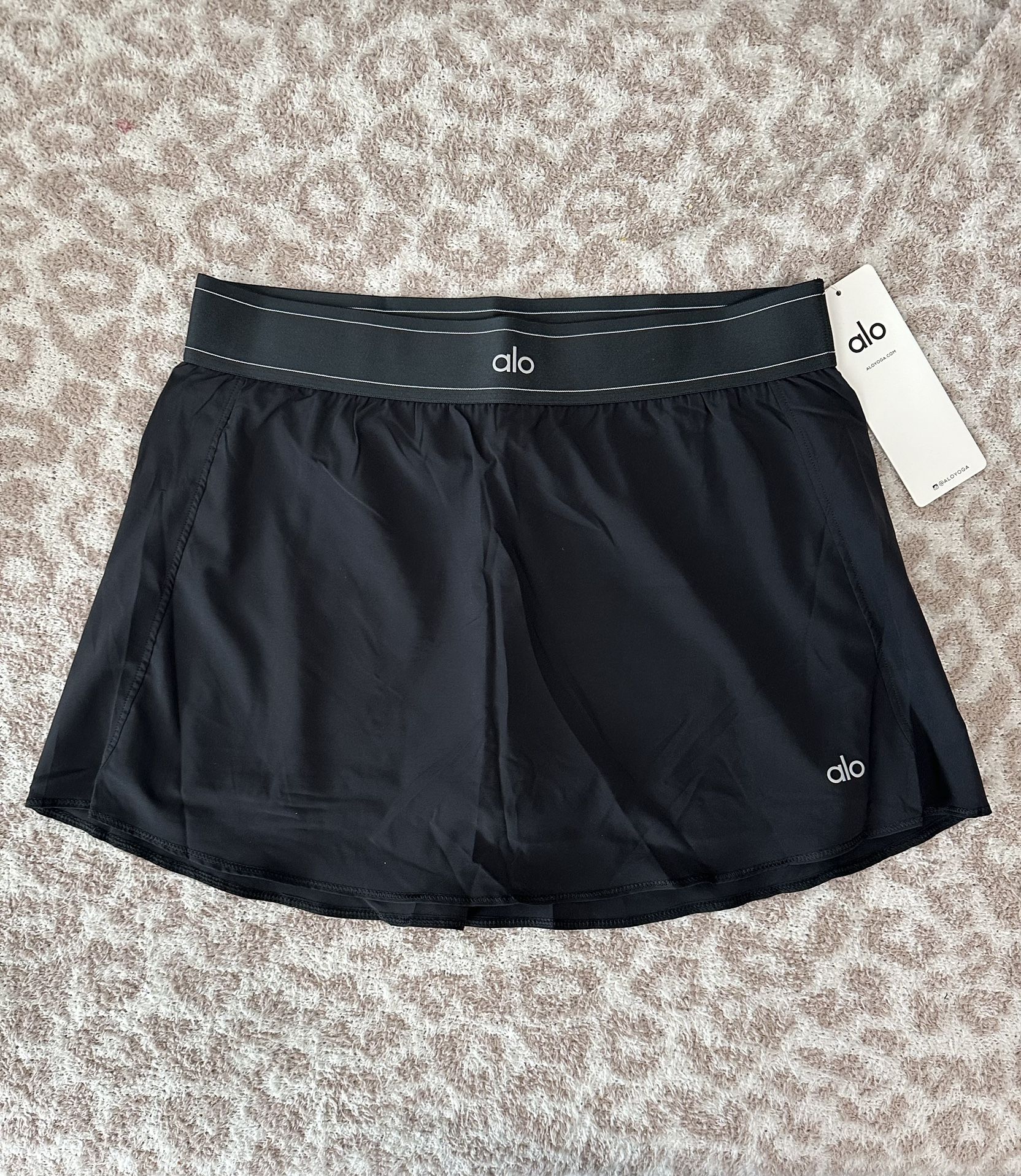 Alo Black Tennis Skirt $25 **READ DESCRIPTION**