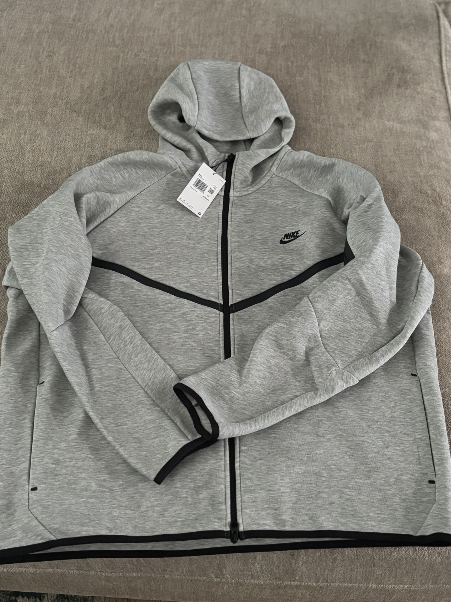 Men’s 2xl Nike Tech