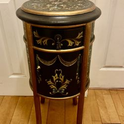 Beautiful Wood Table 