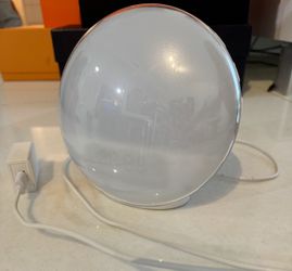 Alarm Clock with Natural Light And Ambient Features 