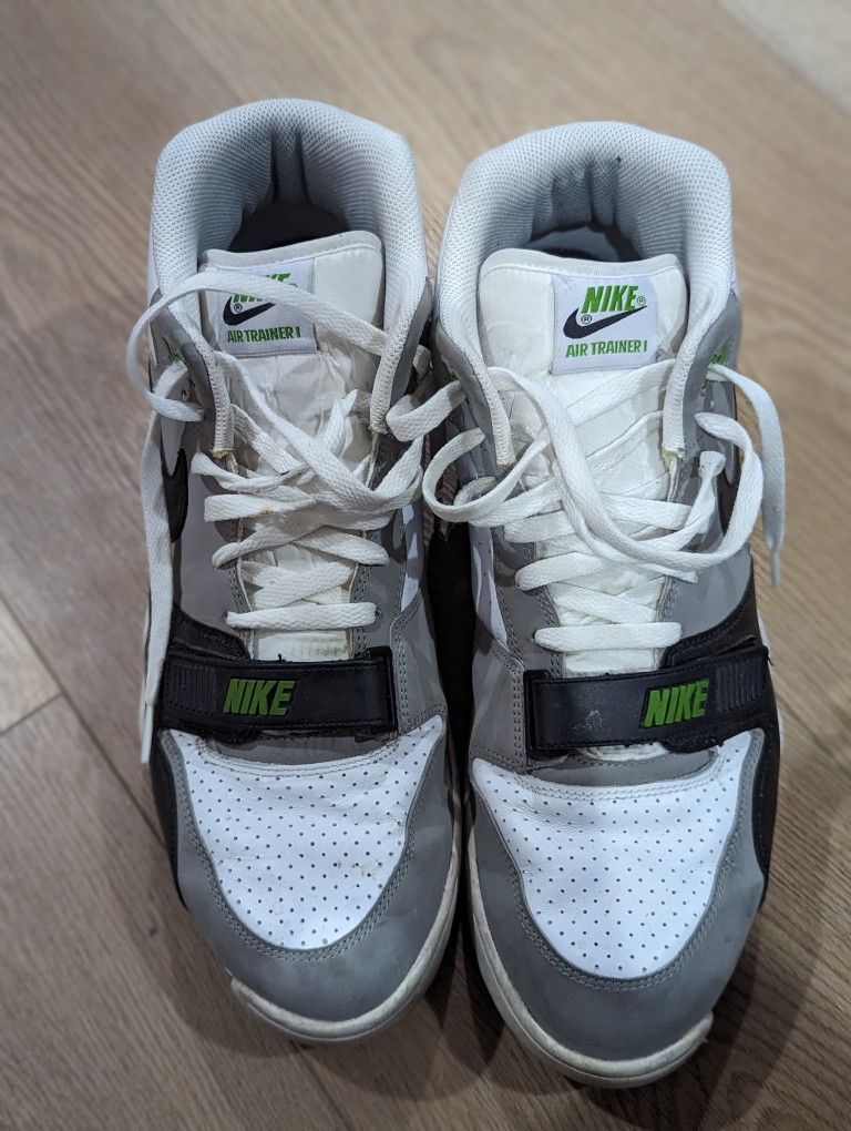 Nike Air Trainer Chlorophyll Size 15