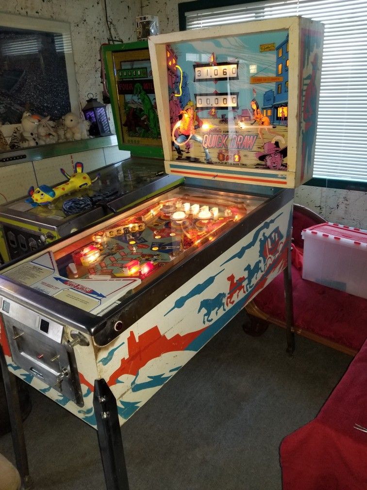 1975 Quick Draw Pinball Machine