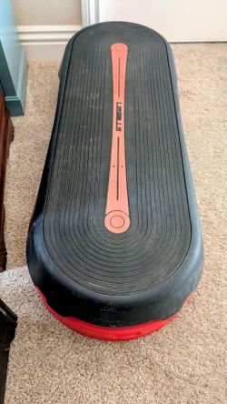 Les Mills Smartstep Bench, bar, quick release clips and weights