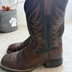 Artiat Boots 8EE MEN