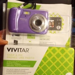 VIVITAR DIGITAL CAMERA - Great For KIDS !! 