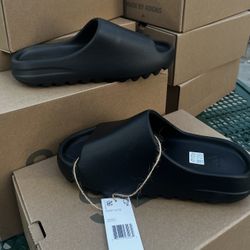 Yeezy Slides Onyx 