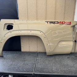2016 2017 2018 2019 2020 2021 2022 2023 TOYOTA TACOMA LEFT SIDE BED PANEL (SHORT BED) OEM USED .