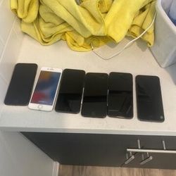 SIX IPHONE 8  64 Gb UNLOCKED 
