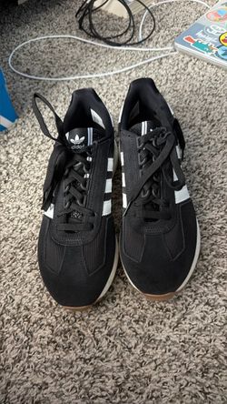 Retropy E5 adidas Size 8 MEN