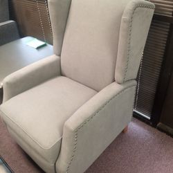 Very Nice Gray Recliner 
