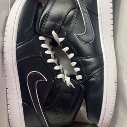 Jordan 1 Mid Maybe I Destroyed The Game