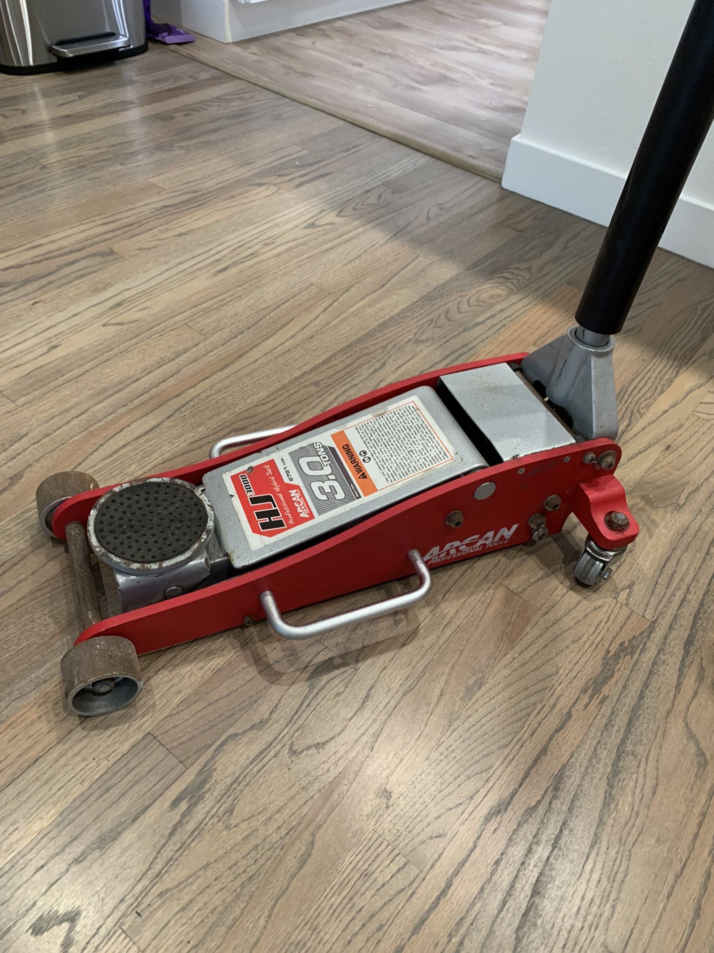 3 Ton Floor Jack - Costco