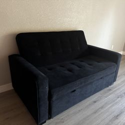 🖤 Modern Black Sofa Bed – Like New + Super Comfy!