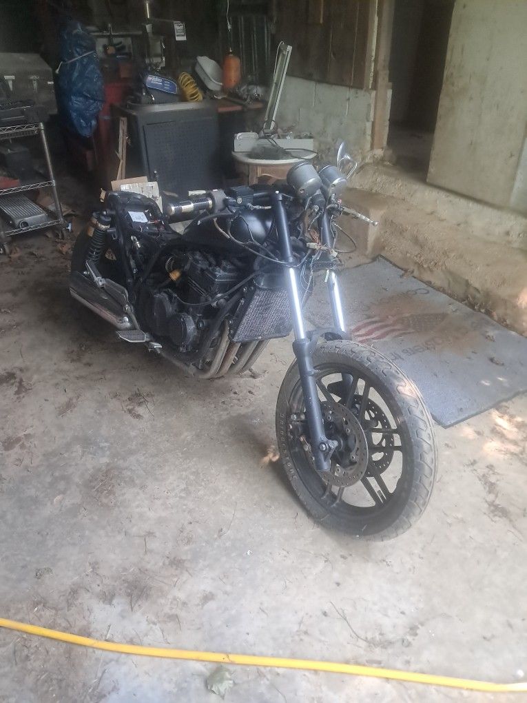 Kawasaki 850
