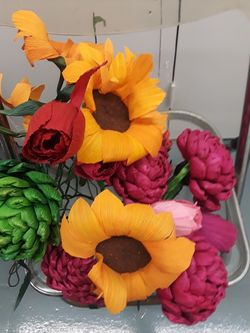 great bunch paper flowers tulips peony more