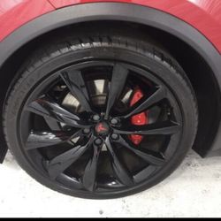 Tesla Model x 22” Wheels/tires/caps/sensors