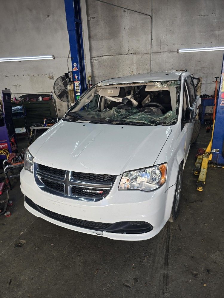 2018 Dodge Grand Caravan Parts