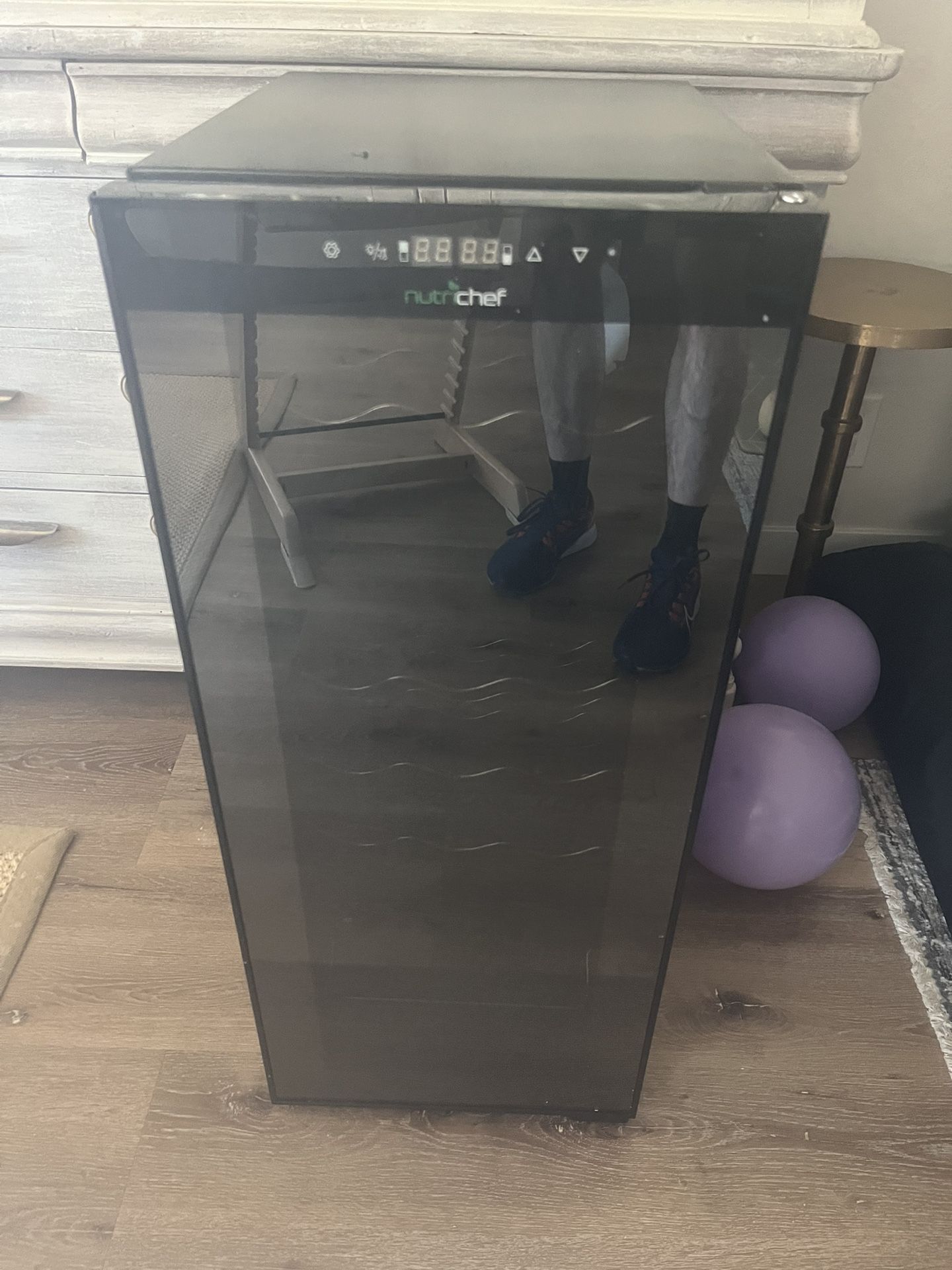 Nutrichef 18 Bottle Dual Zone Wine Fridge