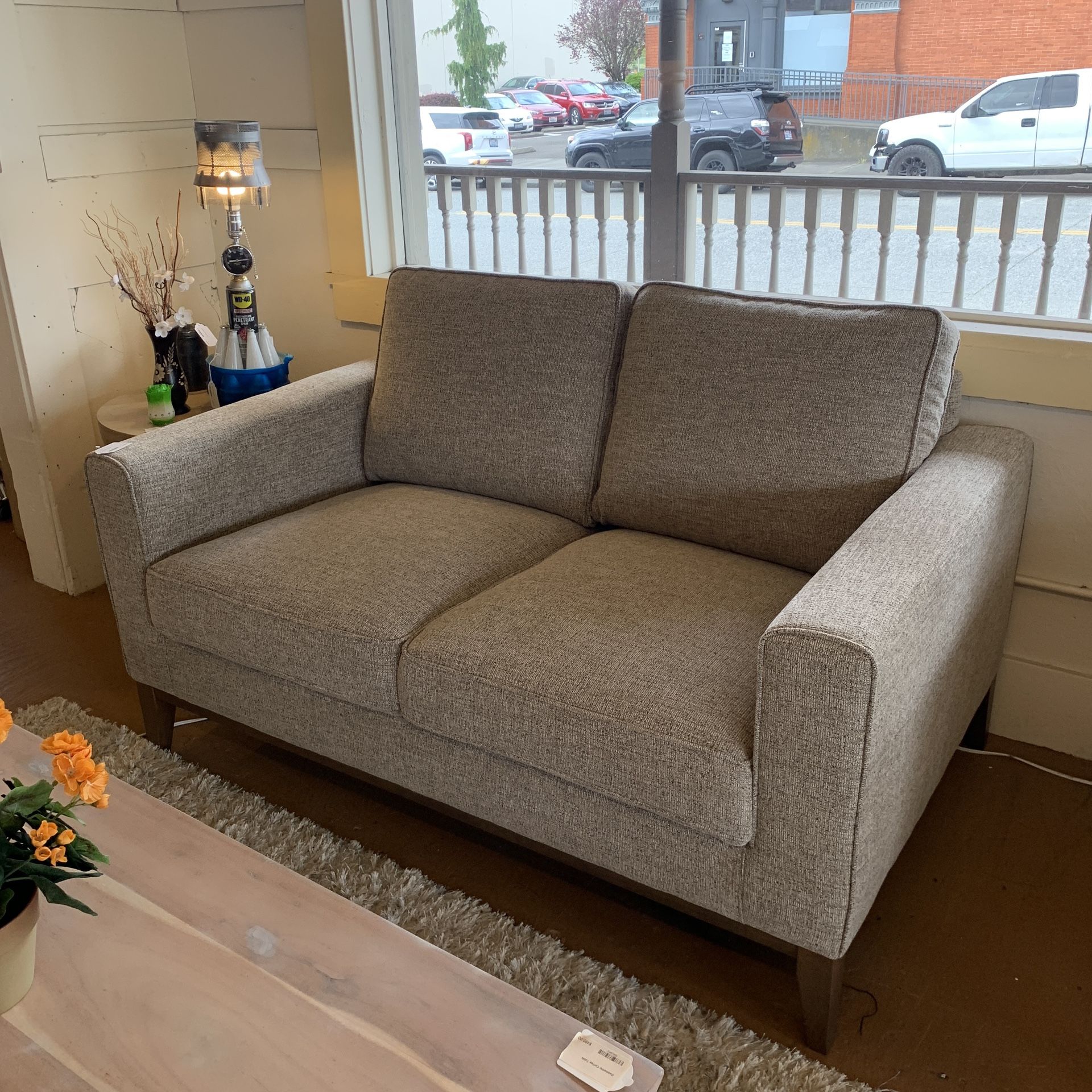 Flaxen Loveseat
