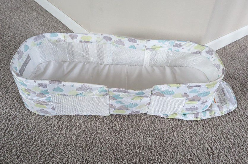 Portable Infant Lounger (Baby Delight Snuggle Best)