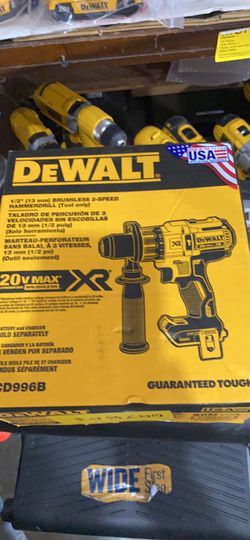 DEWALT 20-Volt MAX XR Lithium-Ion Cordless 1/2 in. Premium Brushless Hammer Drill (Tool-Only) Solo herramienta
