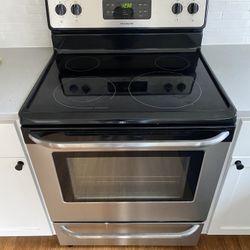 Frigidaire 30 in Freestanding Electricu range/oven