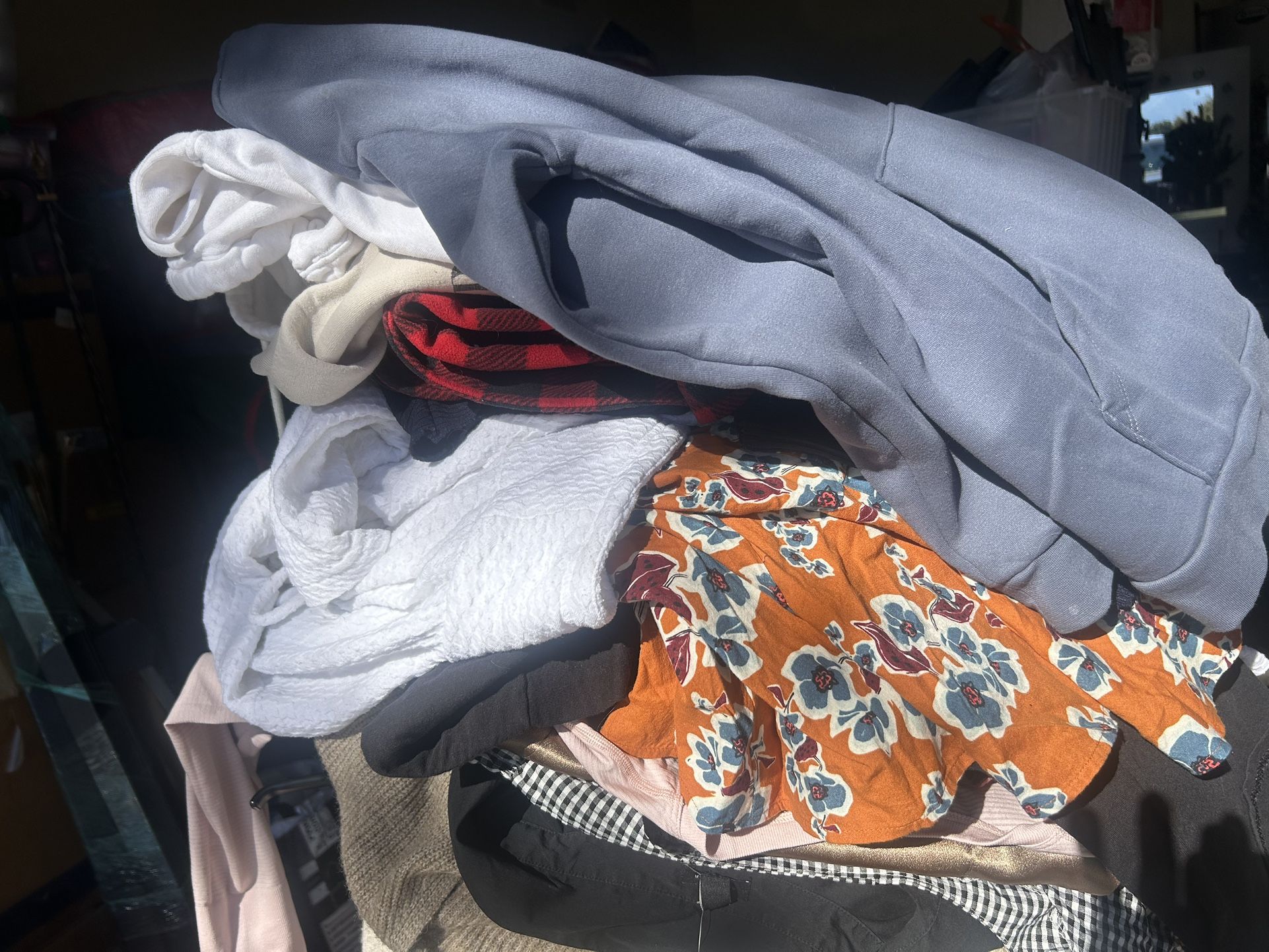 HUGE LOT of women’s L/XL clothing 