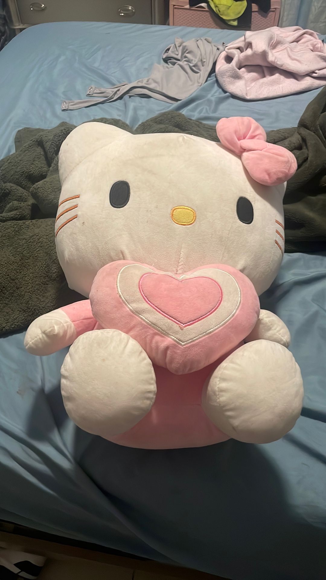 Hello Kitty Plushie